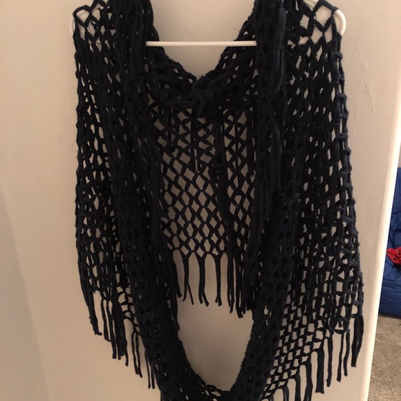 Infinity scarf - Picture 2 of 3